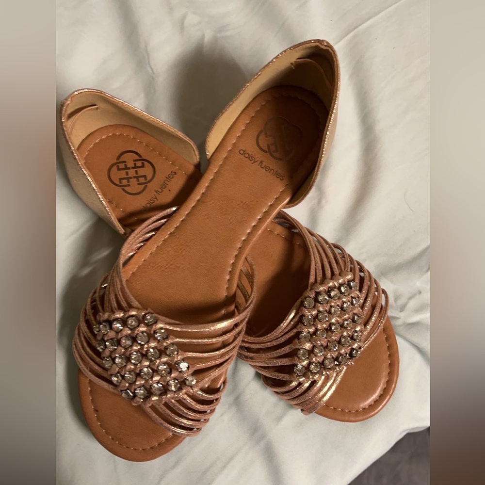 Daisy Fuentes Rose Gold sandals